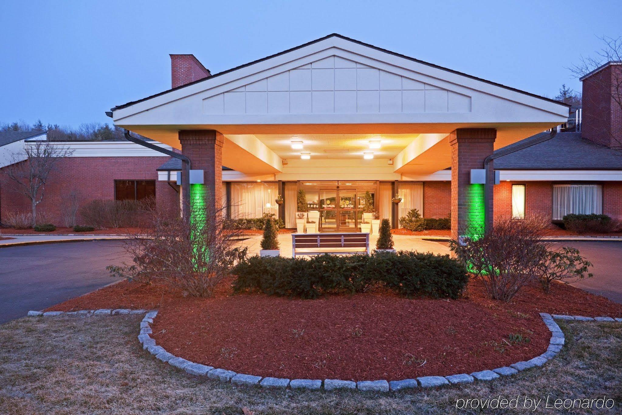Boxboro Regency Hotel Boxborough Exterior photo