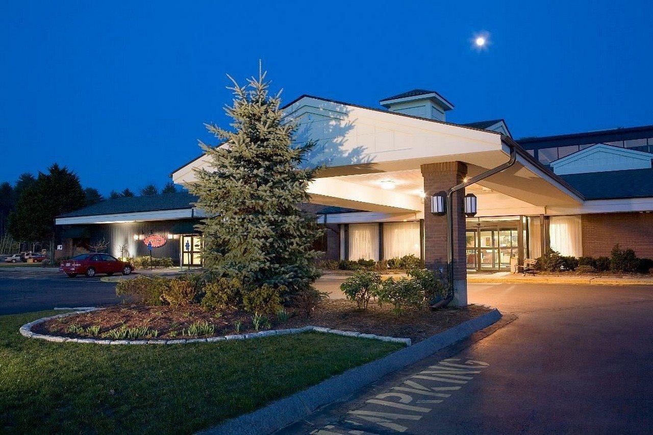 Boxboro Regency Hotel Boxborough Exterior photo
