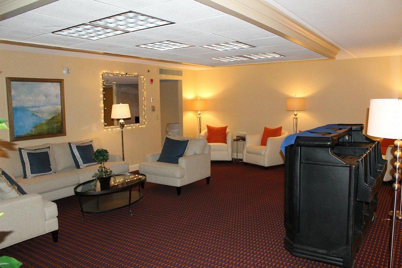 Boxboro Regency Hotel Boxborough Exterior photo