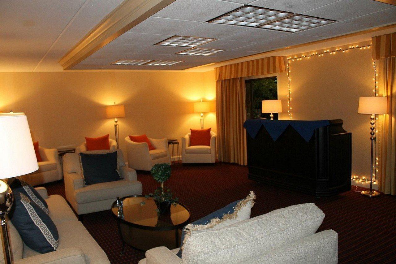 Boxboro Regency Hotel Boxborough Exterior photo